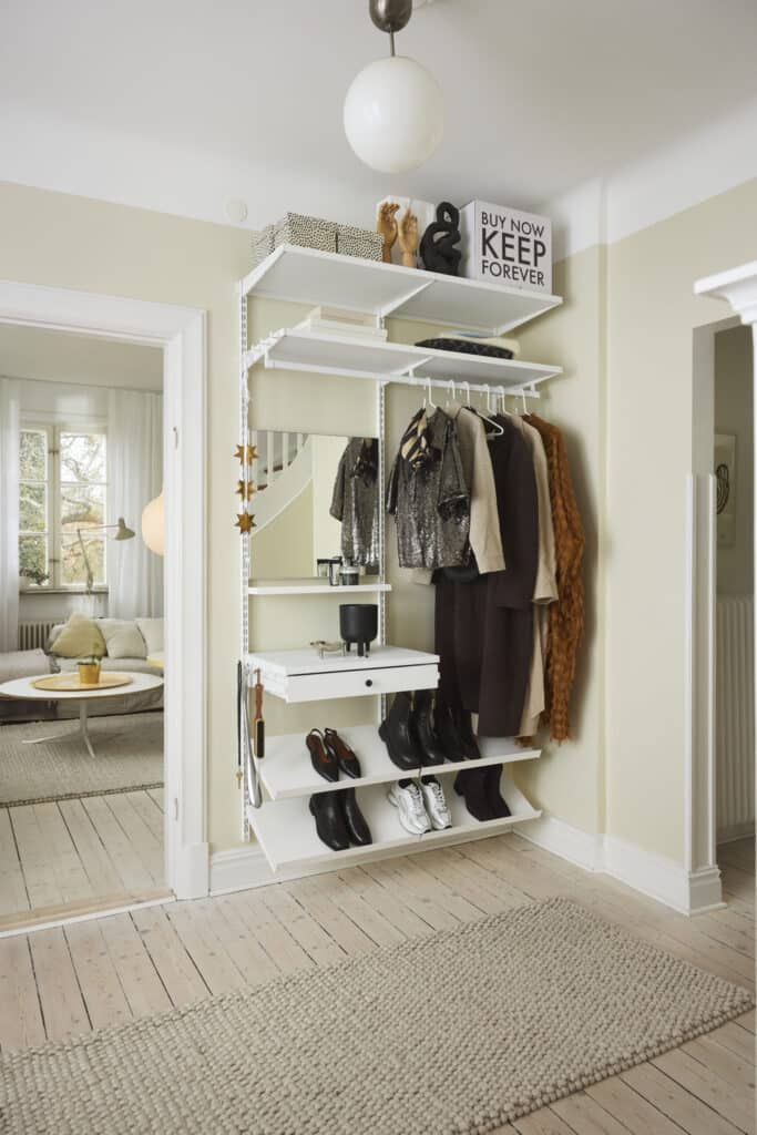 Elfa Interior Decor Hallway 2024 12 14.jpg  High 300 jpeg scaled 1