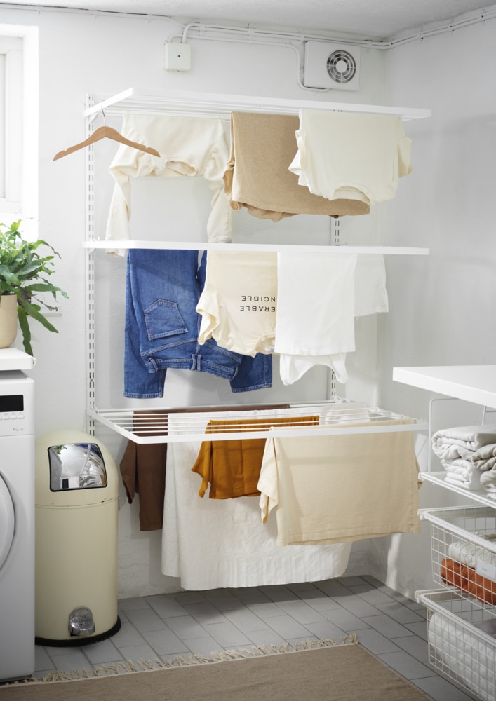 Elfa Laundry Cleaning Interior Click in system Classic 2021 03 11.jpg Product webb (jpeg)