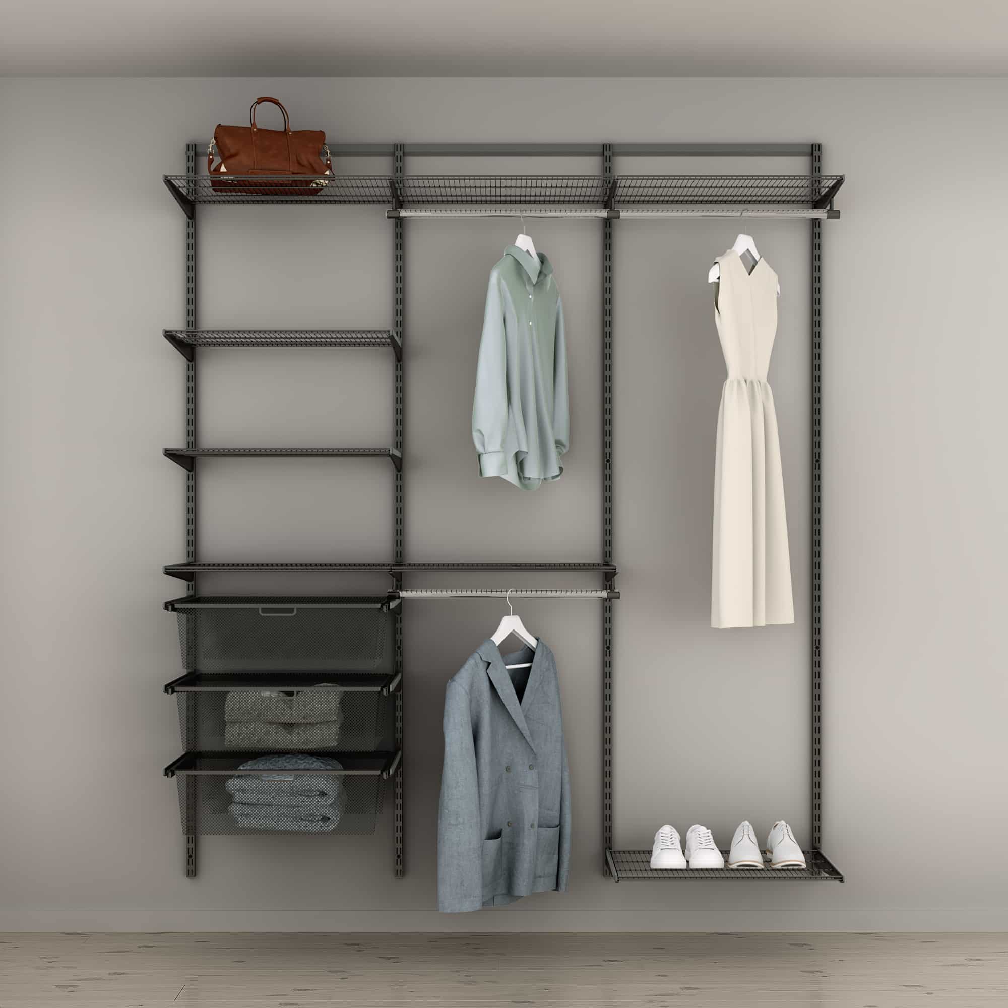 Hotové šatní řešení Classic by Elfa v grafitové variantě - var. 4