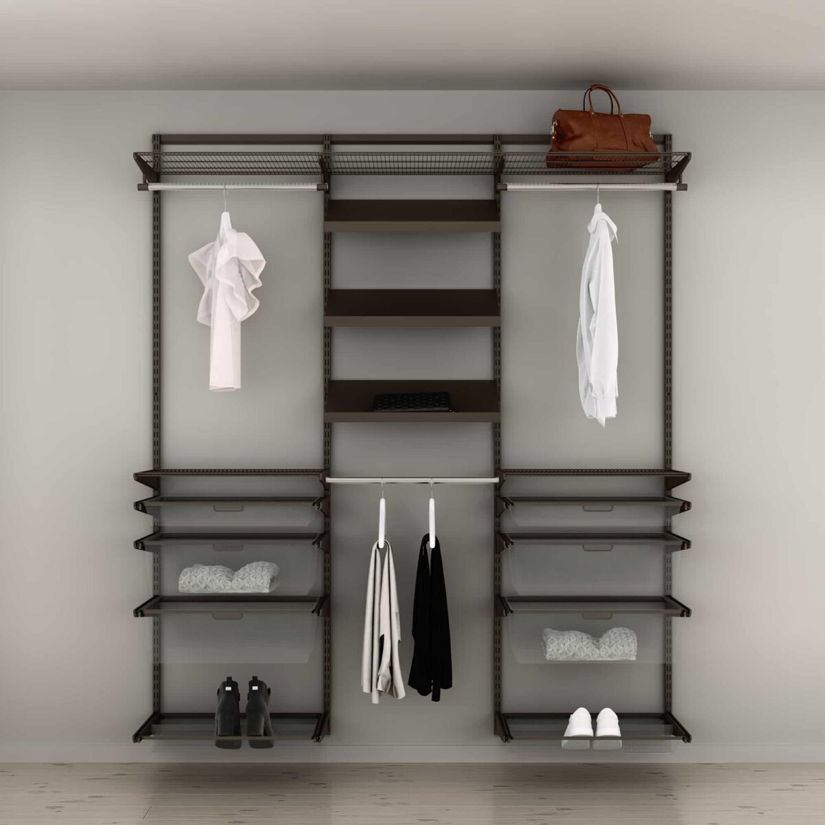 Hotové šatní řešení Classic by Elfa v grafitové variantě - var. 6