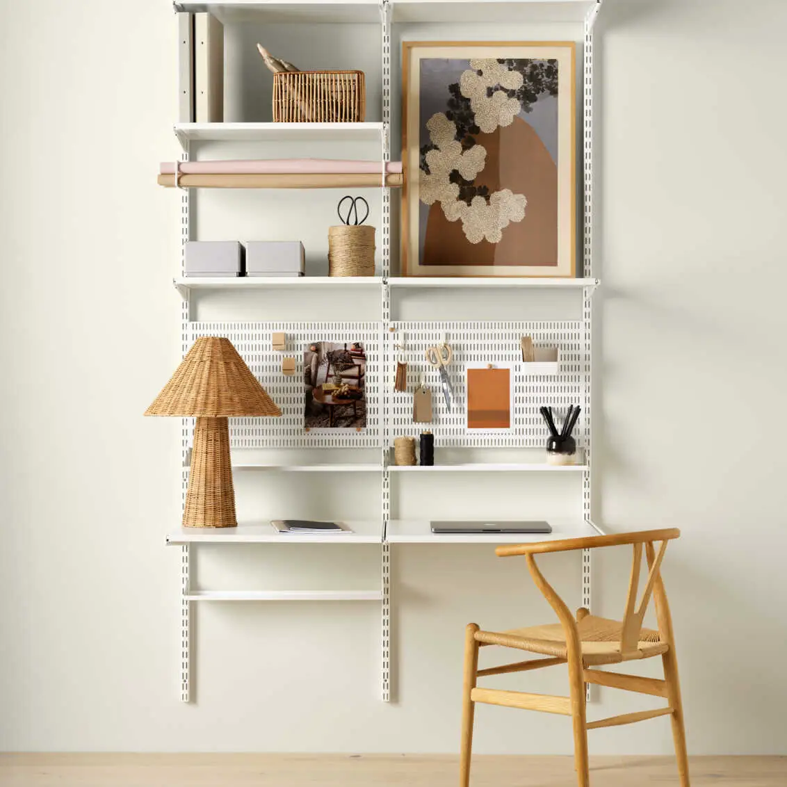 Domácí kancelář řady Classic by Elfa.