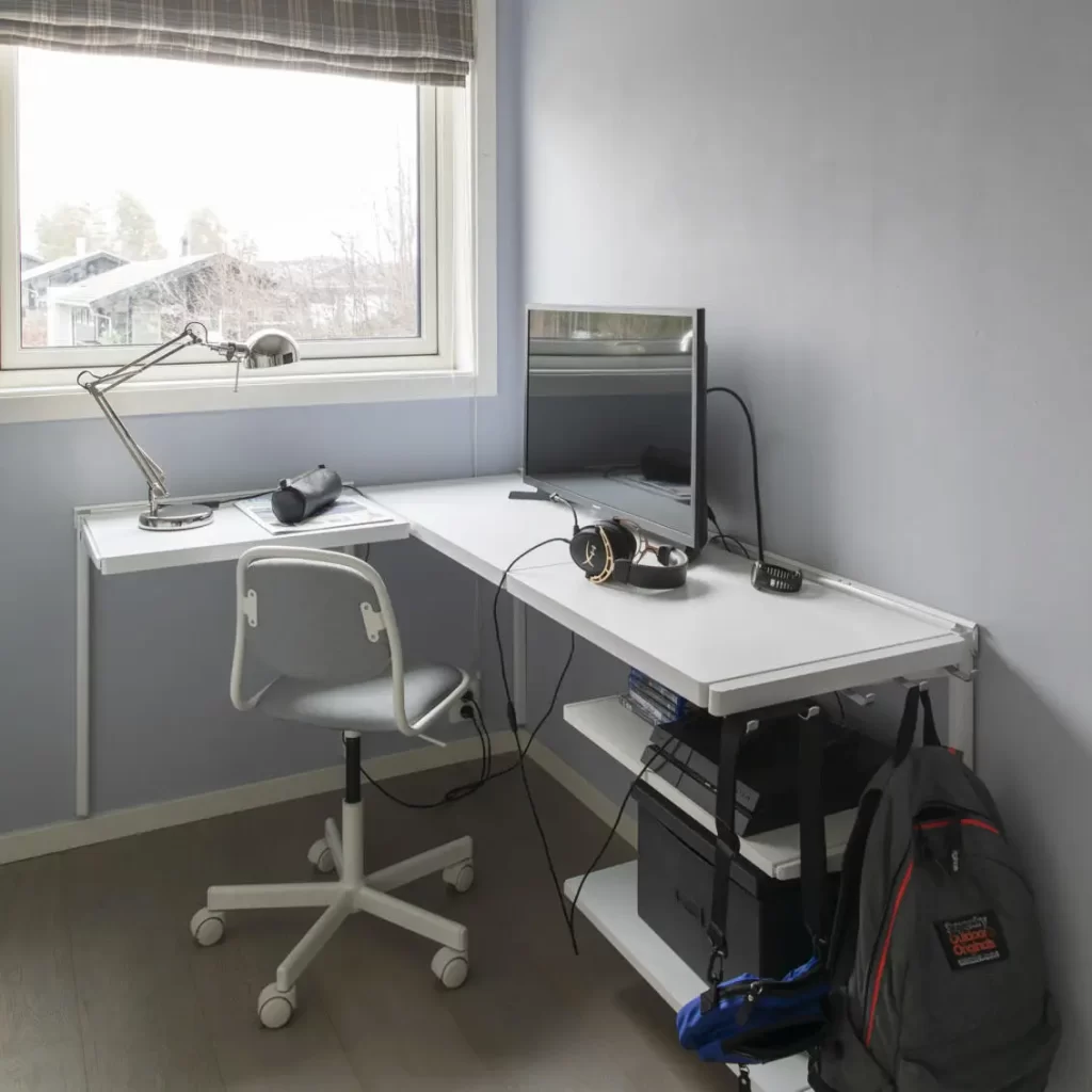 Pracovní sestava v rámci řady Classic by Elfa.