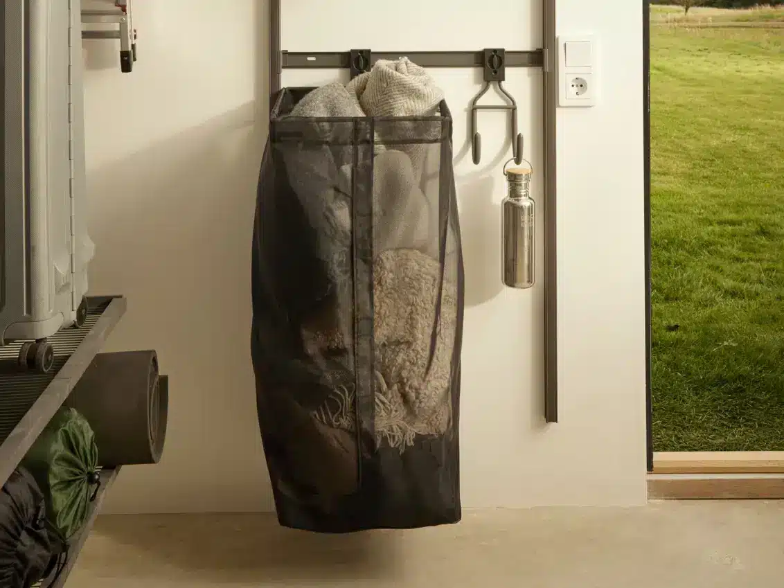 zavesny sitovany kos garage plus