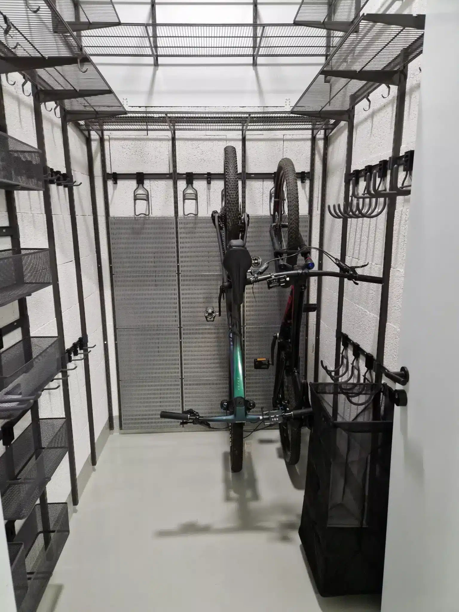 Úložný systém Garage plus do sklepa.